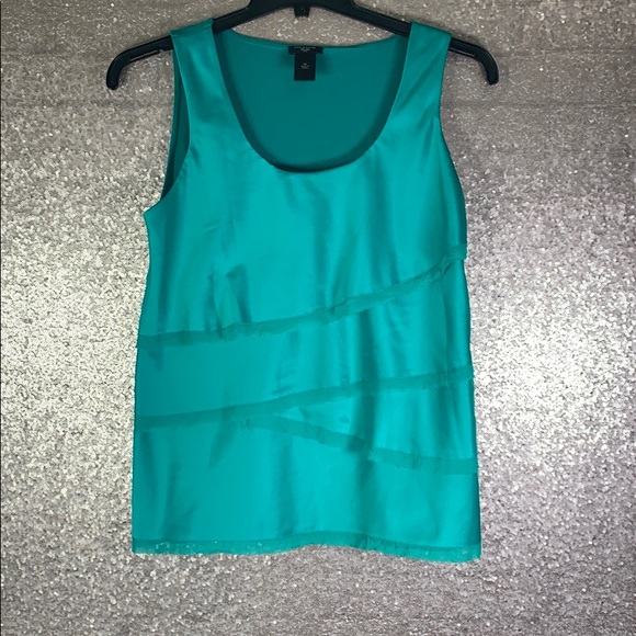 ANN TAYLOR || Petite Green Distressed Tank - Picture 1 of 4